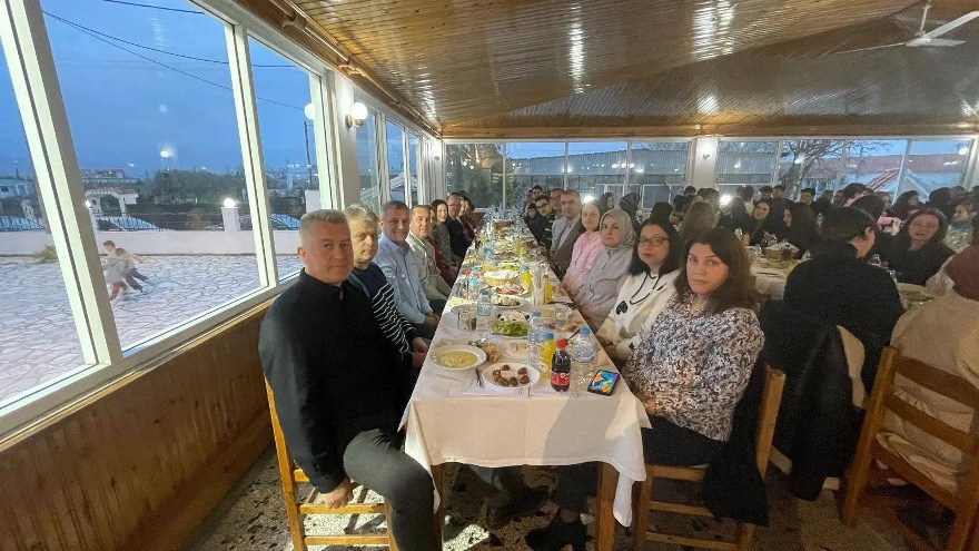 İskeçe Azınlık Ortaokulu – Lisesi iftar programı düzenledi