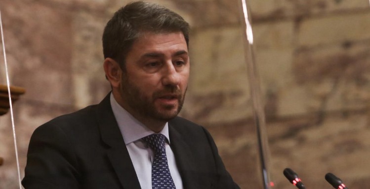 Andrulakis: "Siyasi komplo kurbanıyım"