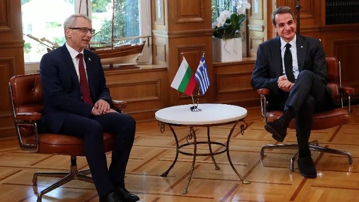 Miçotakis, Bulgaristan Başbakanı Denkov ile bir araya geldi