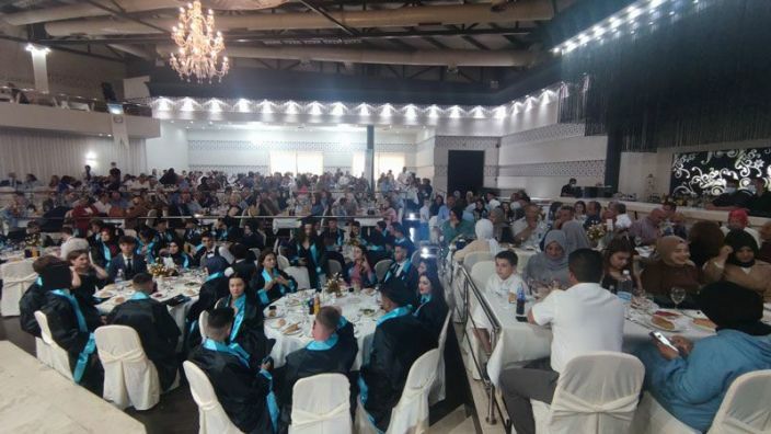 Gümülcine Celal Bayar Azınlık Lisesi'nde mezuniyet heyecanı