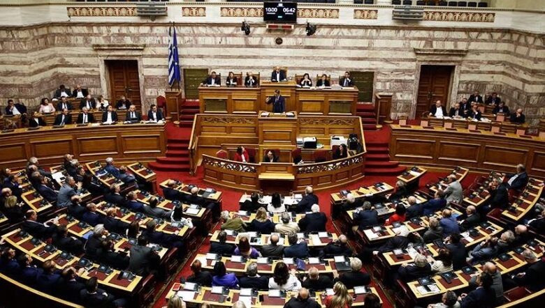 Muhalefet, uzun vadeli savunma yatırımları programını eleştirdi
