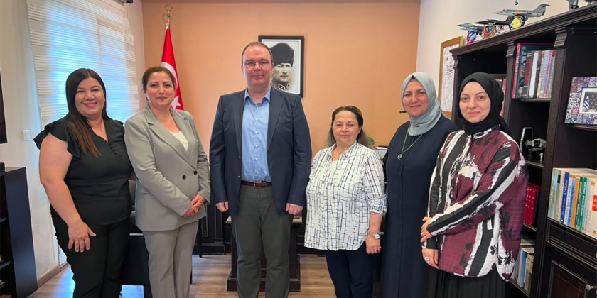 Batı Trakya Türk Kadın Platformu’ndan Başkonsolos Aykut Ünal’a ziyaret