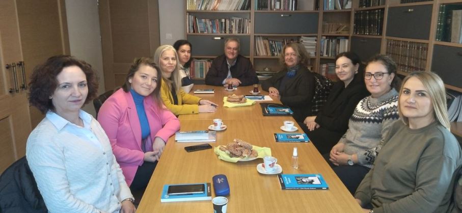 BTTÖB’den, toplu kitap okuma etkinliği