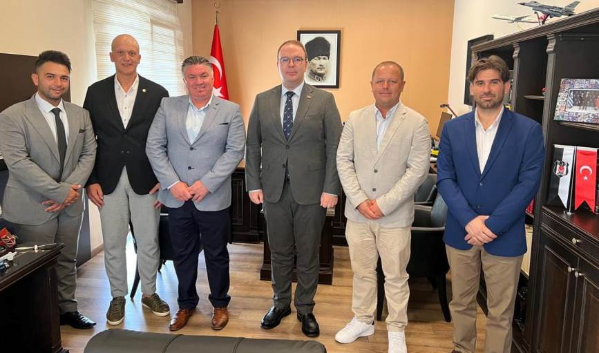 Batı Trakya Fenerbahçeliler Derneğinden Başkonsolos Ünal’a nezaket ziyareti