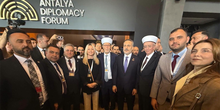 Danışma Kurulu heyeti ADF’de üst düzey görüşmeler gerçekleştirdi