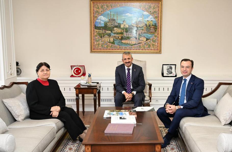 Sadık Ahmet ailesinden Edirne Valisi Yunus Sezer’e ziyaret