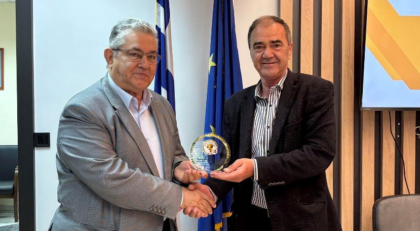 KKE lideri Kuçumbas’tan Maronya – Şapçı belediyesine ziyaret