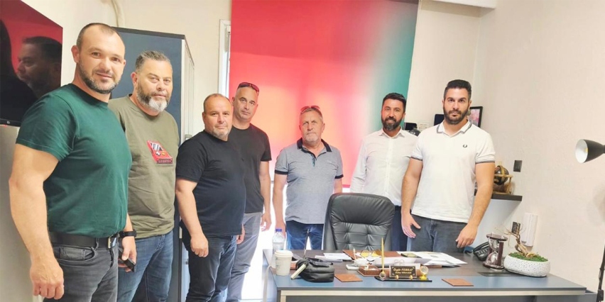Özgür Ferhat, Spartakos Tarım Derneğinin yeni yönetimini kabul etti