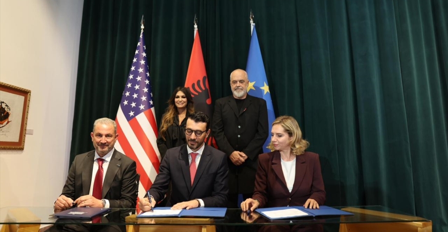 Arnavutluk, ABD ve Yunanistan'dan enerji alanında anlaşma