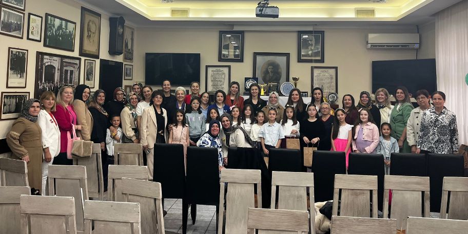 İskeçe Türk Birliği’nde Anneler Günü coşkusu