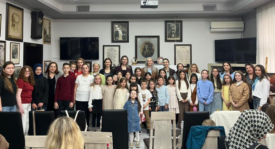 İskeçe Türk Birliği Kadınlar Kolundan geleneksel Anneler Günü etkinliği