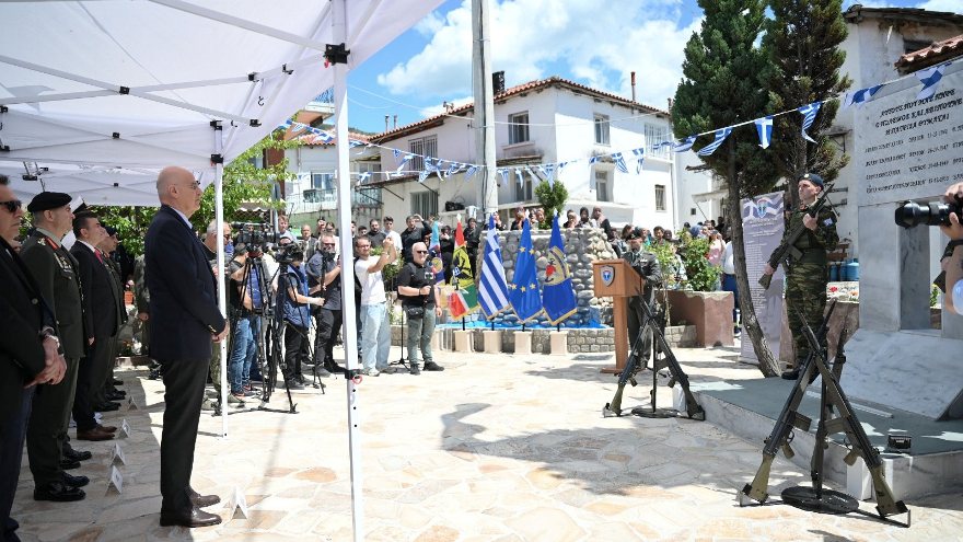 Dendias Yassıören’deki şehit azınlık mensubu askerleri anma törenine katıldı