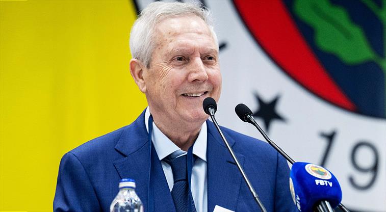 Aziz Yıldırım, Fenerbahçe başkanlığına aday olduğunu açıkladı