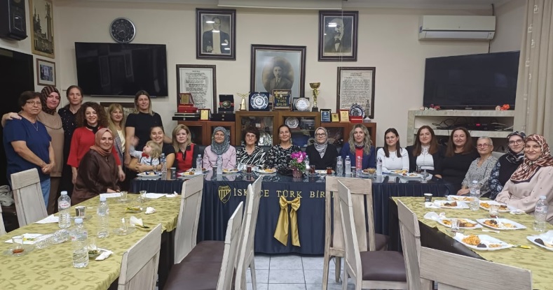 İskeçe Türk Birliği Kadınlar Kolundan Çay Günü etkinliği