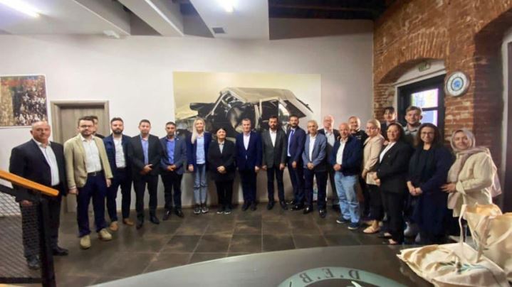 Zeytinburnu Belediyesinden İlçe Belediye Başkanı Ömer Arısoy temaslarda bulundu