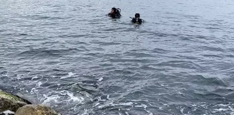 İmaret sahilinde 12 yaşındaki kız denizde kayboldu