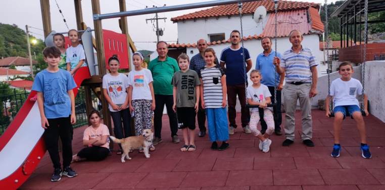 Rıdvan Ahmet, 30. Çocuk parkını Payamdere köyünde açtı