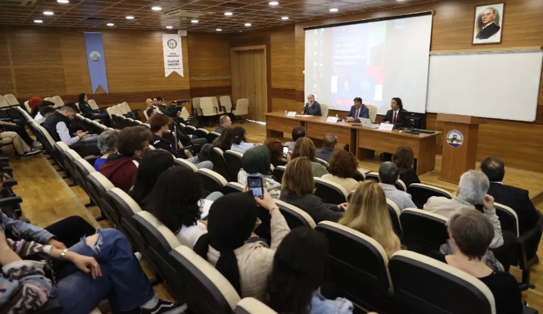 Edirne’de İskeçe Türk Birliği’nin 41 yıllık hukuk mücadelesi anlatıldı
