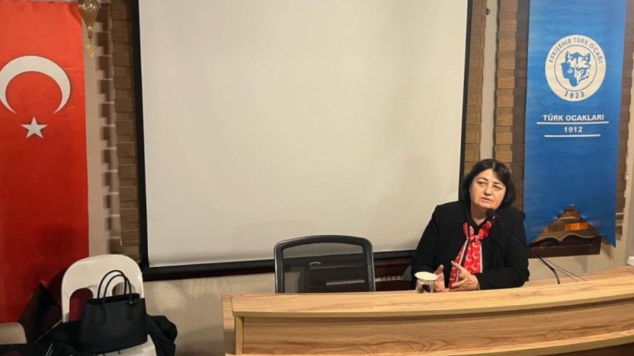Işık Sadık Ahmet, Eskişehir'de ‘Batı Trakya ve Dr. Sadık Ahmet’ temalı konferansa katıldı