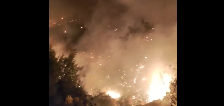 Çıkan yangında iki kişi yanarak hayatını kaybetti