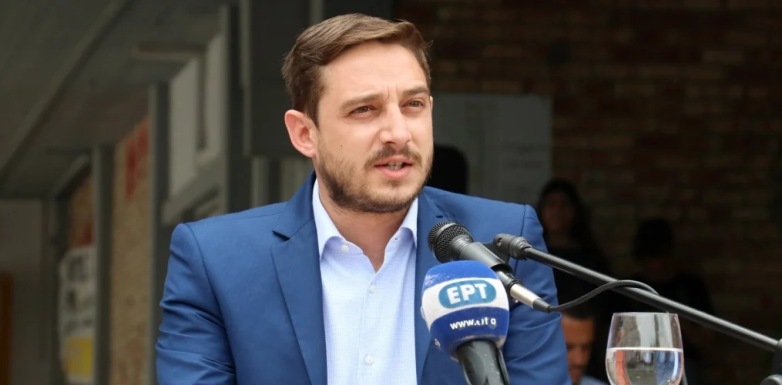 PASOK’ta istifa: Antonopoulos 15 bin euro parayı OPEKEPE'ye iade etti
