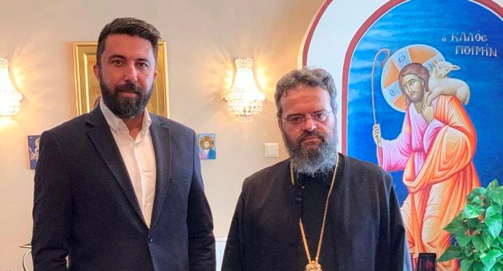 Özgür Ferhat’tan Metropolit Panteleimon’a Paskalya Ziyareti