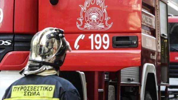 Orman yangınlarında 3 itfaiye eri yaralandı