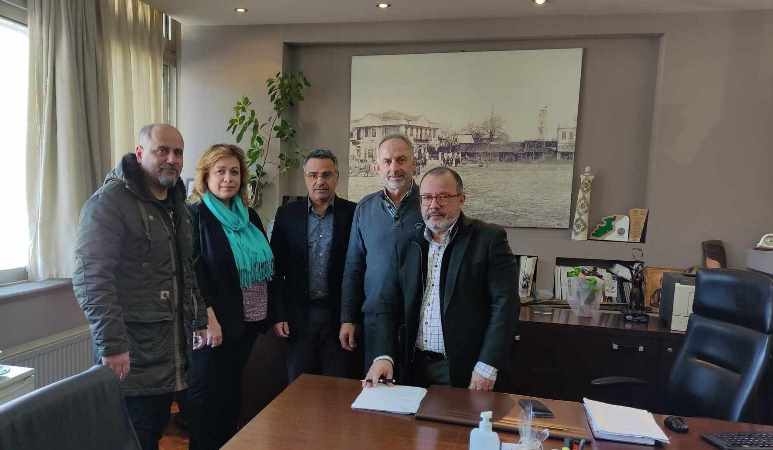 Gümülcine’de Sobacılar Sokağının yenilenmesi için imzalar atıldı