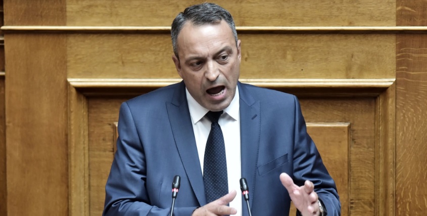Stigas’tan, Dr. Sadık Ahmet’e hakaret!