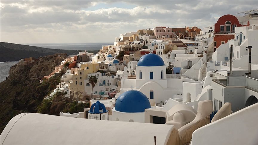 Santorini'de hırsızlığa karşı önlemler artırıldı