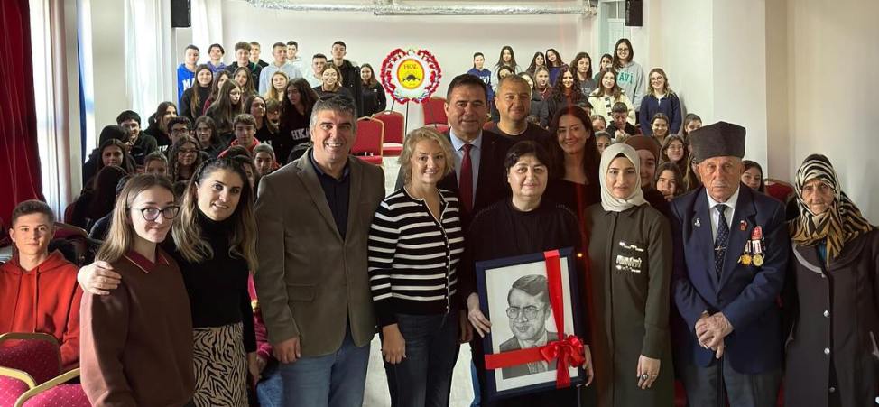 Işık Sadık Ahmet, Tekirdağ’da ‘10 Aralık Dünya İnsan Hakları Günü’ etkinliğine katıldı
