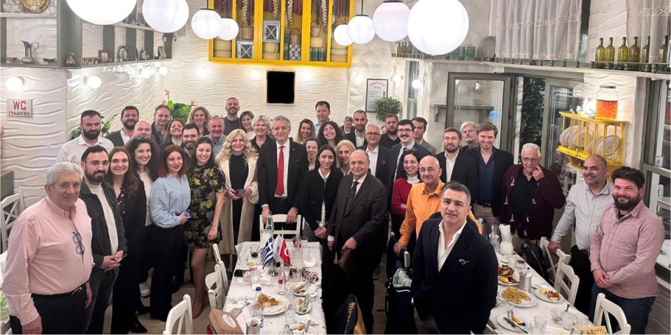Atina’da Türk iş dünyası iftar yemeğinde bir araya geldi