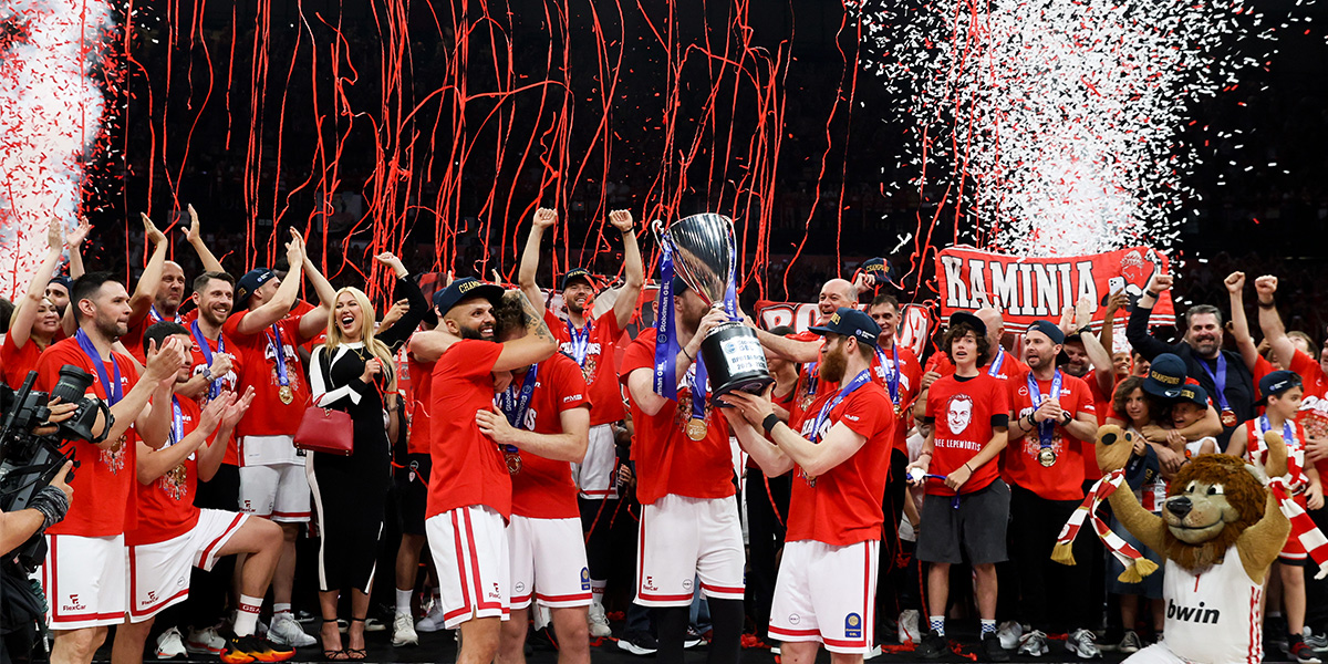 Basketbolda Olimpiakos şampiyon oldu