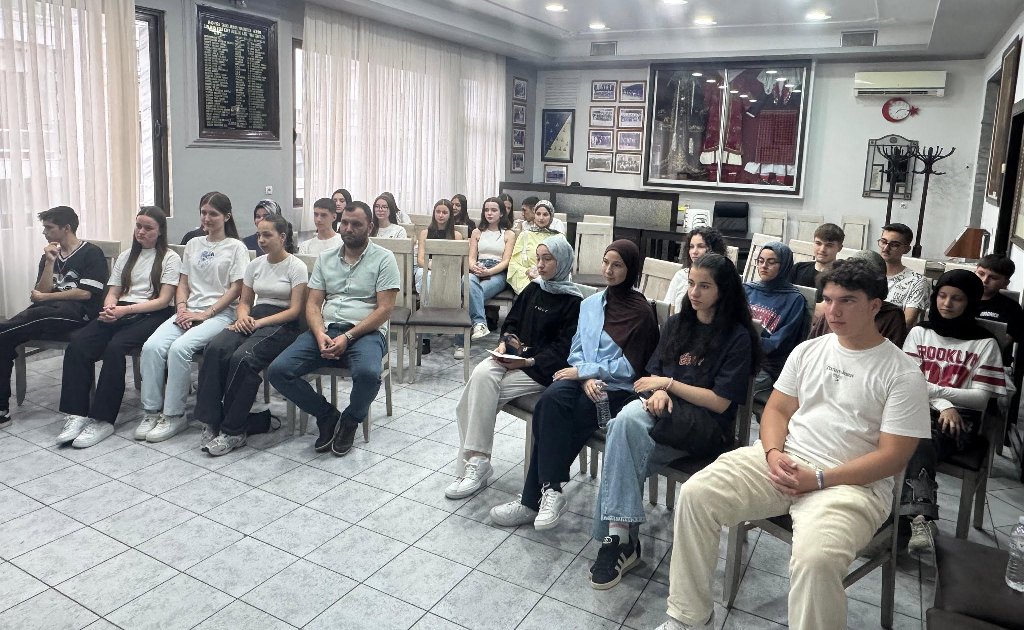 BAKEŞ yetkilileri İTB Gençlik Buluşmaları’na konuk oldu