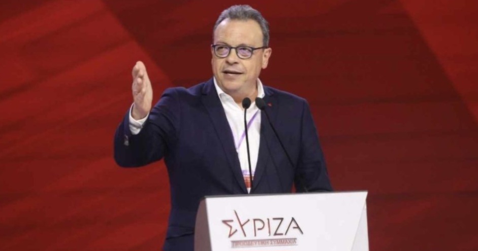 SİRİZA lideri Famelos görevinden istifa etti