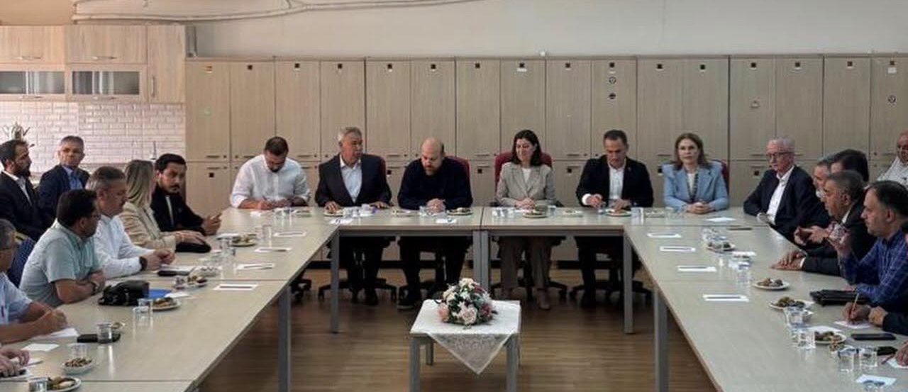 İskeçe Müftüsü Mustafa Trampa Edirne’de Eğitime Destek Platformu toplantısına katıldı