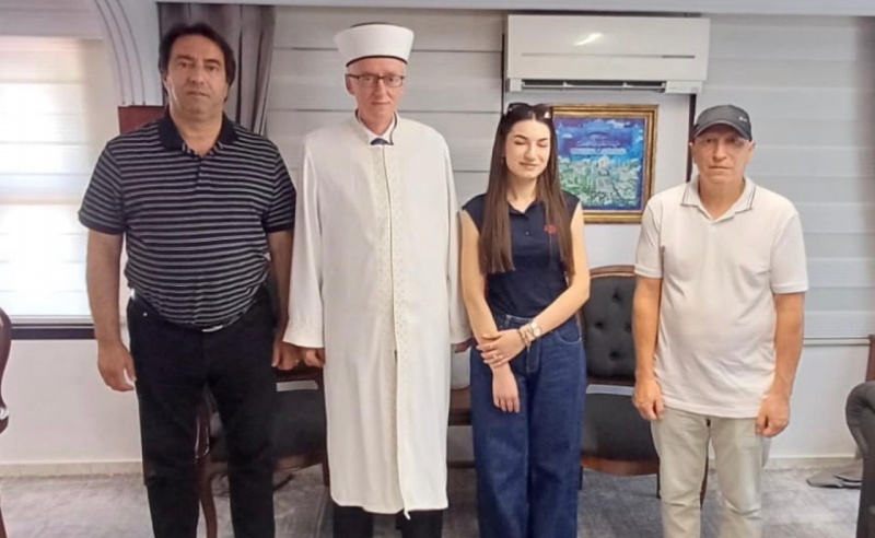 Bölüm birincisi Fatma Bandak’tan İskeçe Müftüsü Mustafa Trampa’ya ziyaret